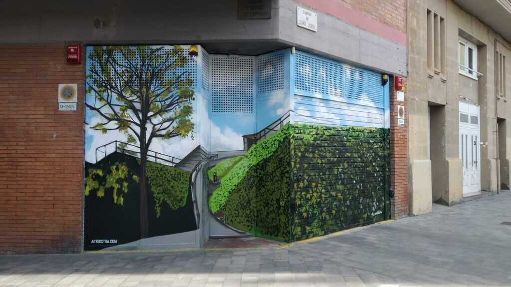 DE Decoración graffiti  profesional parking Naturaleza Barcelona ARTEEXTRA 2021