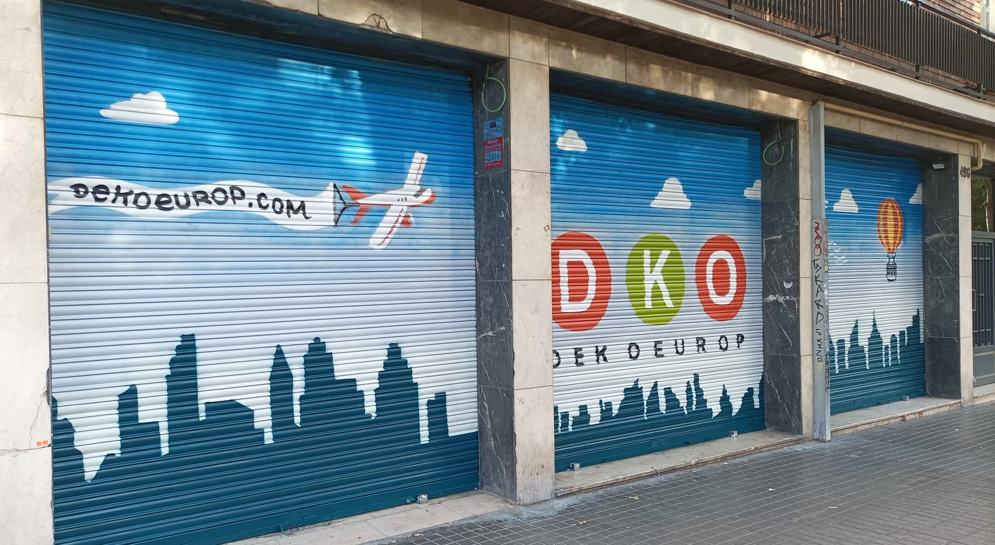 Decoracion persianas graffiti profesional en Barcelona