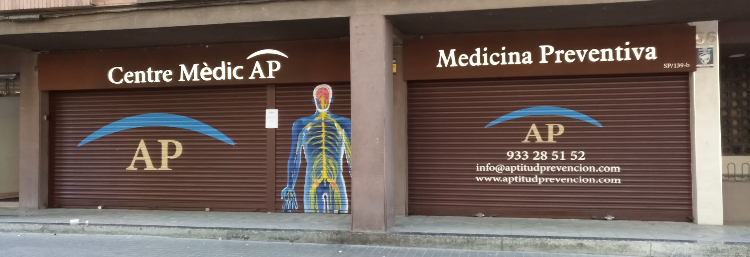 OPT FO DE Centre Medic AP persiana graffiti profesional en Barcelona scaled
