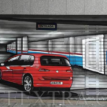 Parking Volkswagen  Golf entrada decorada en graffiti profesional Barcelona - ArteExtra