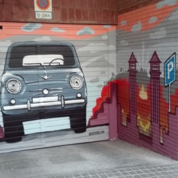 Parking Plaza Espana decorado en graffiti profesional con SEAT 600 por ArteExtra