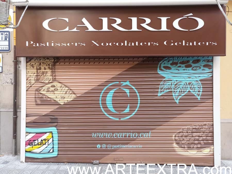 Pastisseria Carrio Barcelona Persiana tienda decorada pintura graffiti ARTEEXTRA 2022 1