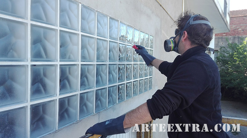 preparacio acid vidre mural graffiti arteextra